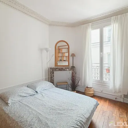 Lovely In 13 Apartment Paris