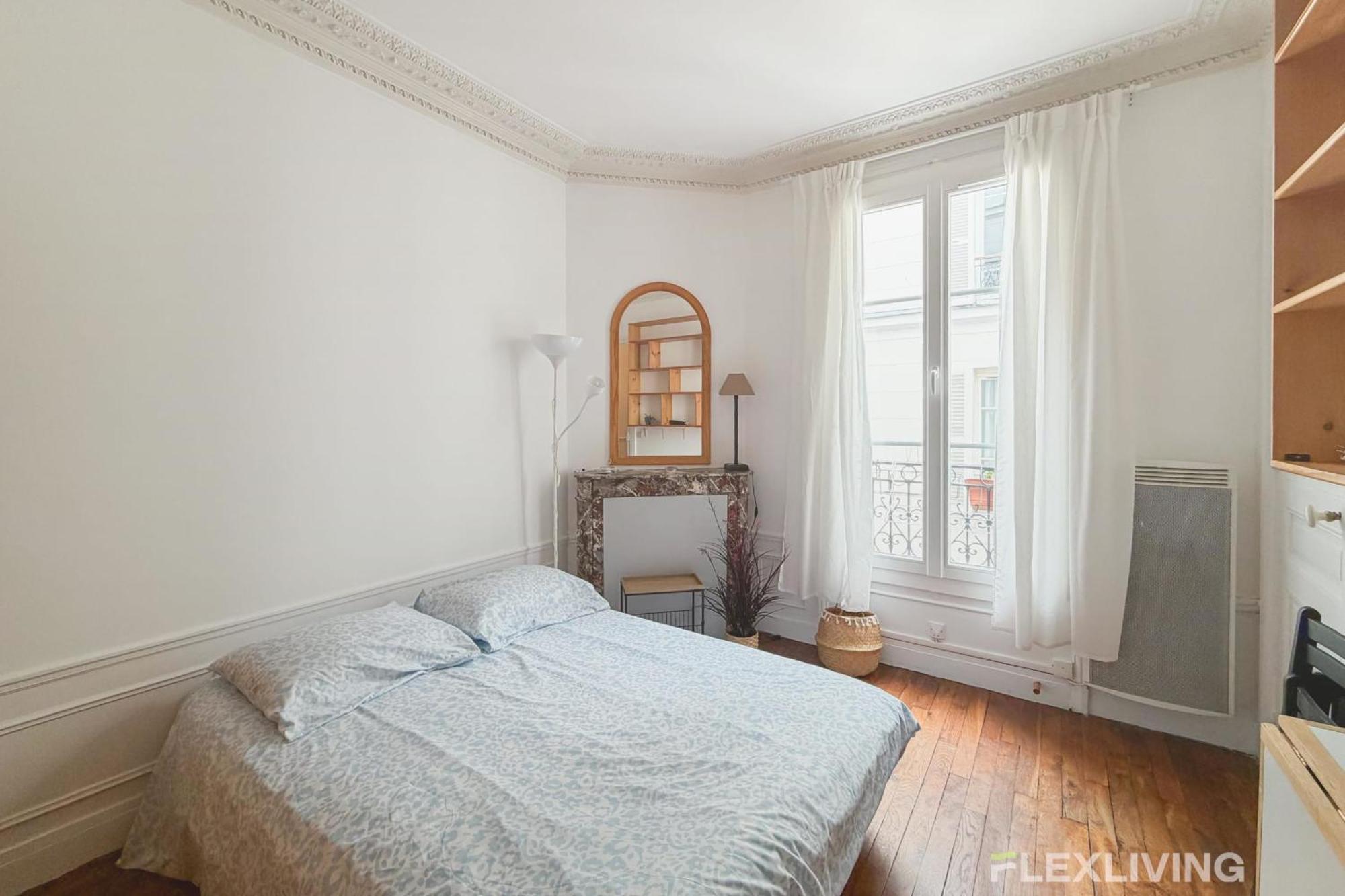 Lovely In 13 Apartment Paris
